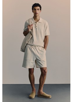 H & M - Szorty dresowe Regular Fit - Biały ze sklepu H&M w kategorii Spodenki męskie - zdjęcie 171438145