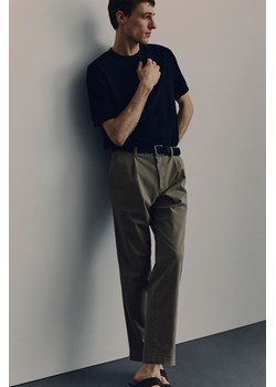 H & M - Bawełniane spodnie chinos Regular Fit - Zielony ze sklepu H&M w kategorii Spodnie męskie - zdjęcie 171438296