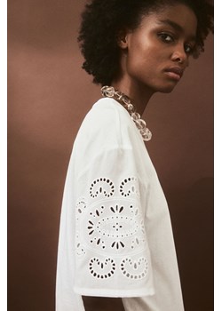 H & M - T-shirt z haftem angielskim - Biały ze sklepu H&M w kategorii Bluzki damskie - zdjęcie 171438376