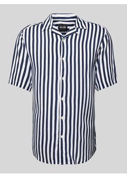 Koszula casualowa z wiskozy z kołnierzem z połami model ‘WAYNE’ ze sklepu Peek&Cloppenburg  w kategorii Koszule męskie - zdjęcie 171438498