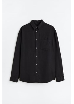 H & M - Koszula z lyocellu Relaxed Fit - Czarny ze sklepu H&M w kategorii Koszule męskie - zdjęcie 171447976