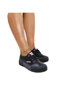 Czarne damskie trampki Cross Jeans ze sklepu ButyModne.pl w kategorii Trampki damskie - zdjęcie 171457817
