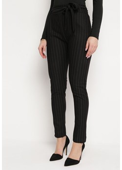 Czarne Długie Spodnie z Gumką w Talii i Materiałowym Paskiem Xanneli ze sklepu Born2be Odzież w kategorii Spodnie damskie - zdjęcie 171462945