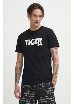 Tiger Of Sweden t-shirt bawełniany Dillan męski kolor czarny z nadrukiem T65617038 ze sklepu ANSWEAR.com w kategorii T-shirty męskie - zdjęcie 171477186