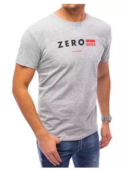 T-shirt męski z nadrukiem jasnoszary Dstreet RX4744 ze sklepu DSTREET.PL w kategorii T-shirty męskie - zdjęcie 171486586