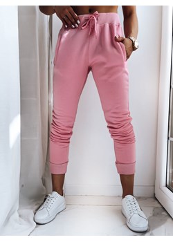 Spodnie damskie dresowe FITS różowe Dstreet UY0551z ze sklepu DSTREET.PL w kategorii Spodnie damskie - zdjęcie 171490057