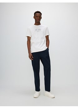 Reserved - T-shirt regular fit z nadrukiem - biały ze sklepu Reserved w kategorii T-shirty męskie - zdjęcie 171493748