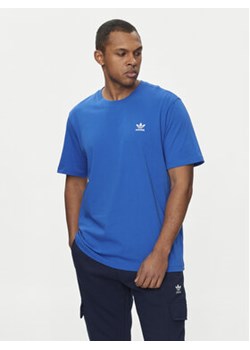 adidas T-Shirt Trefoil Essentials IR9687 Niebieski Regular Fit ze sklepu MODIVO w kategorii T-shirty męskie - zdjęcie 171499537