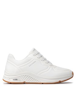 Sneakersy Skechers Mile Makers 155570/WHT White ze sklepu eobuwie.pl w kategorii Buty sportowe damskie - zdjęcie 171501456