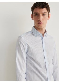 Reserved - Koszula slim fit w paski - jasnoniebieski ze sklepu Reserved w kategorii Koszule męskie - zdjęcie 171516306