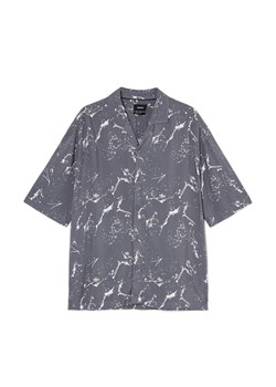 Cropp - Szara koszula z nadrukiem all over - szary ze sklepu Cropp w kategorii Koszule męskie - zdjęcie 171517995