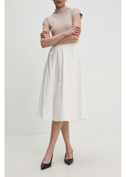 Answear Lab spódnica kolor biały midi rozkloszowana ze sklepu ANSWEAR.com w kategorii Spódnice - zdjęcie 171521348