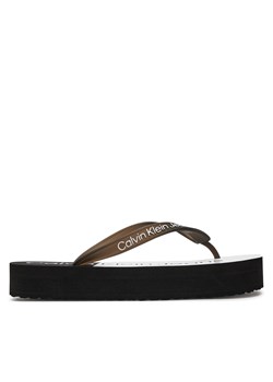 Japonki Calvin Klein Jeans Beach Sandal Flatform Monologo YW0YW01617 Black/Bright White 0GM ze sklepu eobuwie.pl w kategorii Klapki damskie - zdjęcie 171532728