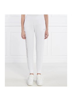 EA7 Spodnie dresowe | Regular Fit ze sklepu Gomez Fashion Store w kategorii Spodnie damskie - zdjęcie 171539545