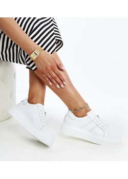 Białe skórzane sneakersy na platformie Harba ze sklepu gemre w kategorii Trampki damskie - zdjęcie 171541389