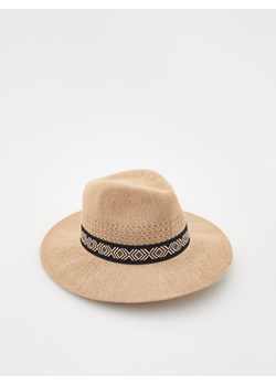 Reserved - Pleciony kapelusz z otokiem - kremowy ze sklepu Reserved w kategorii Kapelusze damskie - zdjęcie 171543759