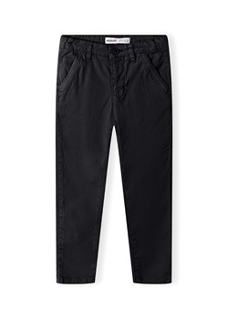 Czarne spodnie typu chino dla małego chłopca ze sklepu 5.10.15 w kategorii Spodnie chłopięce - zdjęcie 171546198