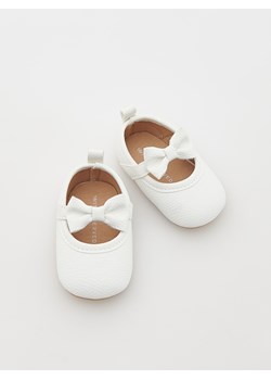 Reserved - Baleriny z kokardką - biały ze sklepu Reserved w kategorii Buciki niemowlęce - zdjęcie 171547036