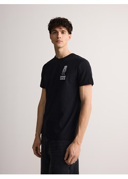 Reserved - T-shirt regular z nadrukiem - czarny ze sklepu Reserved w kategorii T-shirty męskie - zdjęcie 171547259