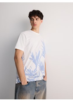 Reserved - T-shirt regular z nadrukiem - biały ze sklepu Reserved w kategorii T-shirty męskie - zdjęcie 171549419