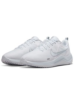 Nike Buty &quot;Downshifter 12&quot; w kolorze białym do biegania ze sklepu Limango Polska w kategorii Buty sportowe damskie - zdjęcie 171550658