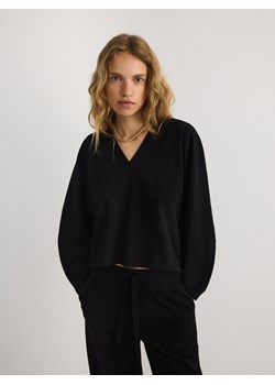 Reserved - Krótka bawełniana bluza - czarny ze sklepu Reserved w kategorii Bluzy damskie - zdjęcie 171551347