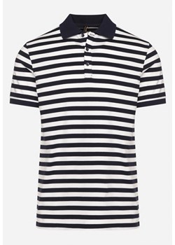 Biało-Granatowa Klasyczna Bawełniana Koszulka Polo z Kołnierzykiem Zapinana na Guziki pod Szyją Betima ze sklepu Born2be Odzież w kategorii T-shirty męskie - zdjęcie 171552717