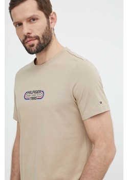 Tommy Hilfiger t-shirt bawełniany męski kolor beżowy z nadrukiem MW0MW34429 ze sklepu ANSWEAR.com w kategorii T-shirty męskie - zdjęcie 171553035