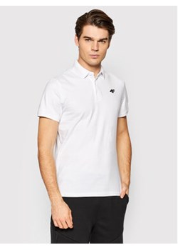 4F Polo NOSH4-TSM355 Biały Regular Fit ze sklepu MODIVO w kategorii T-shirty męskie - zdjęcie 171557047
