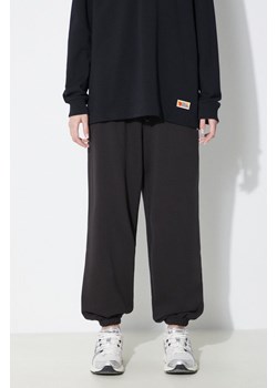 Puma spodnie dresowe bawełniane BETTER CLASSIC kolor czarny gładkie 624233 ze sklepu PRM w kategorii Spodnie damskie - zdjęcie 171560305