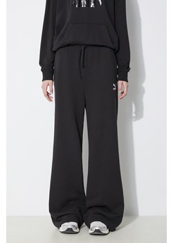 Puma spodnie dresowe bawełniane BETTER CLASSIC kolor czarny gładkie 624235 ze sklepu PRM w kategorii Spodnie damskie - zdjęcie 171560309