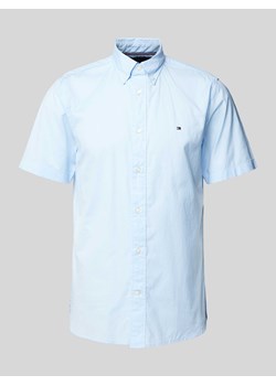 Koszula casualowa o kroju regular fit z kołnierzykiem typu button down ze sklepu Peek&Cloppenburg  w kategorii Koszule męskie - zdjęcie 171560737