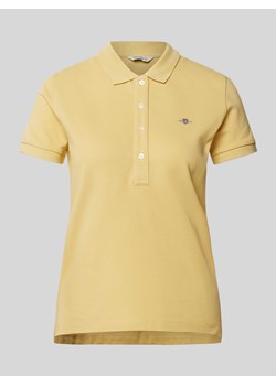 Koszulka polo o kroju slim fit z wyhaftowanym logo ze sklepu Peek&Cloppenburg  w kategorii Bluzki damskie - zdjęcie 171560898