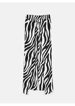 GATE Szerokie spodnie z nadrukiem 36 ze sklepu gateshop w kategorii Spodnie damskie - zdjęcie 171569308