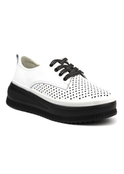 Ażurowe półbuty, sneakersy damskie - Artiker 54C1708, białe ze sklepu ulubioneobuwie w kategorii Półbuty damskie - zdjęcie 171575786