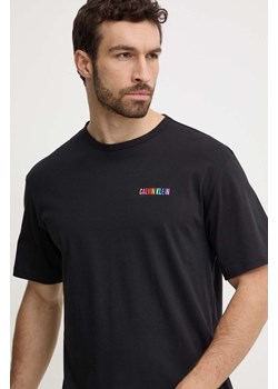 Calvin Klein Underwear t-shirt lounge bawełniany kolor czarny z aplikacją 000NM2631E ze sklepu ANSWEAR.com w kategorii T-shirty męskie - zdjęcie 171579616