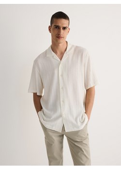 Reserved - Koszula ze struktralnej tkaniny - beżowy ze sklepu Reserved w kategorii Koszule męskie - zdjęcie 171580079