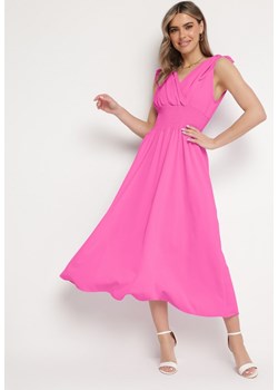 Różowa Sukienka z Kopertowym Dekoltem na Cienkich Ramiączkach Rozkloszowana Lantia ze sklepu Born2be Odzież w kategorii Sukienki - zdjęcie 171582229