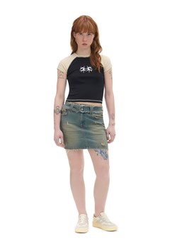 Cropp - Czarny t-shirt z jasnymi raglanowymi rękawami - czarny ze sklepu Cropp w kategorii Bluzki damskie - zdjęcie 171587936