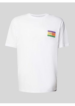 T-shirt z nadrukiem z logo ze sklepu Peek&Cloppenburg  w kategorii T-shirty męskie - zdjęcie 171589616