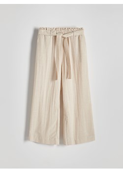 Reserved - Spodnie culotte z dodatkiem lnu - beżowy ze sklepu Reserved w kategorii Spodnie damskie - zdjęcie 171610169
