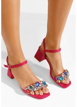 Fuksjowe sandały na słupku Maxiria ze sklepu Zapatos w kategorii Sandały damskie - zdjęcie 171693766