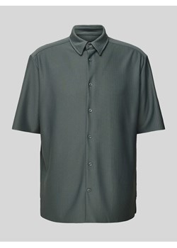 Koszula casualowa o kroju relaxed fit z drobnym prążkowaniem model ‘BOYY LIFE’ ze sklepu Peek&Cloppenburg  w kategorii Koszule męskie - zdjęcie 171702867