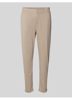 Spodnie materiałowe o kroju regular fit z elastycznym pasem model ‘NANNI’ ze sklepu Peek&Cloppenburg  w kategorii Spodnie damskie - zdjęcie 171702905