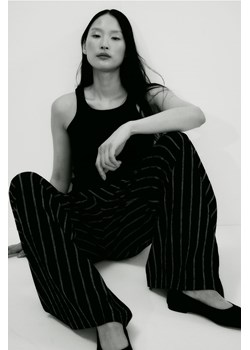 H & M - Szerokie spodnie bez zapięcia - Czarny ze sklepu H&M w kategorii Spodnie damskie - zdjęcie 171703678