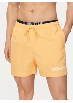 Calvin Klein Swimwear Szorty kąpielowe KM0KM00992 Pomarańczowy Regular Fit ze sklepu MODIVO w kategorii Kąpielówki - zdjęcie 171704626