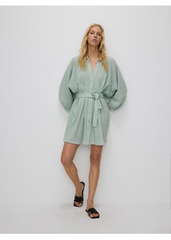 Reserved - Mini sukienka z paskiem - jasnozielony ze sklepu Reserved w kategorii Sukienki - zdjęcie 171710507