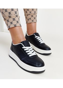 Czarne sneakersy na platformie Cvita ze sklepu gemre w kategorii Buty sportowe damskie - zdjęcie 171711368