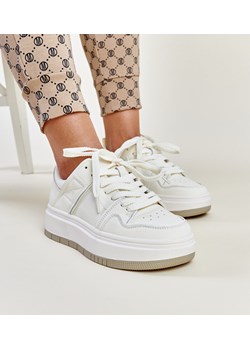Białe skórzane sneakersy na grubej podeszwie Abrar ze sklepu gemre w kategorii Buty sportowe damskie - zdjęcie 171712965