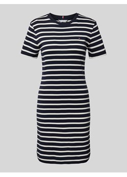Sukienka T-shirtowa o kroju slim fit ze wzorem w paski ze sklepu Peek&Cloppenburg  w kategorii Sukienki - zdjęcie 171712995